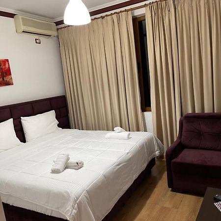 Hotel Relax Gjirokaster Ngoại thất bức ảnh